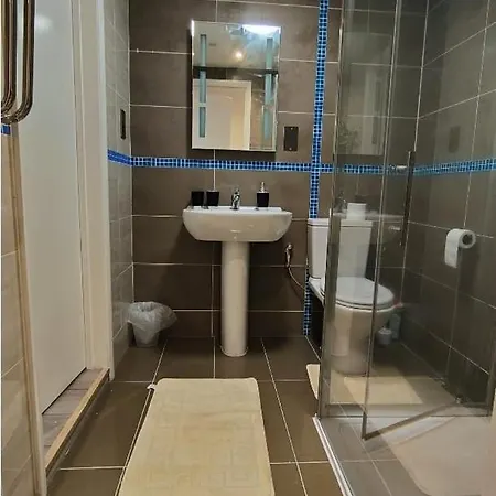 Flat 2 Wimbledon Apartment London Exterior photo