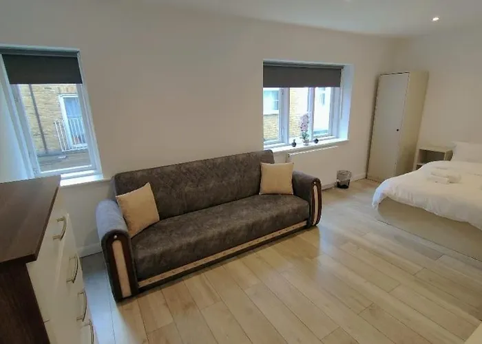Flat 2 Wimbledon