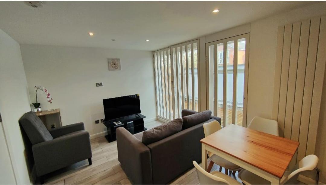 Flat 2 Wimbledon